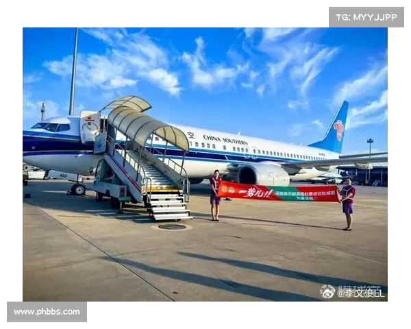 河南俱乐部为远征球迷专门安排包机直飞成都确保全程无忧 河南俱乐部为远征球迷专门安排包机直飞成都确保全程无忧